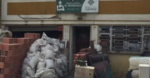 FERRETERIA Y MATERIALES EL TRIANGULO LA CABAÑA FERRETERIA Y MATERIALES EL TRIANGULO LA CABAÑA